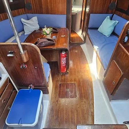 Hotel en barco Boat Puma 34 Lisboa