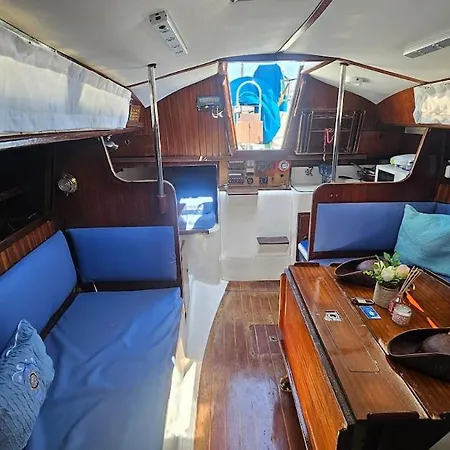 Úszó hotel Boat Puma 34 *