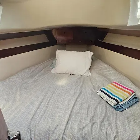 Boat Puma 34 Πλωτό κατάλυμα