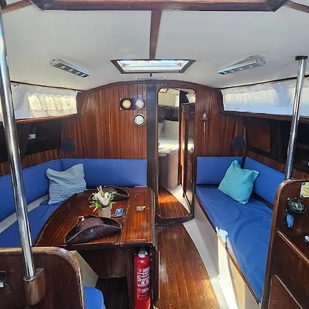 Boat Puma 34 Úszó hotel