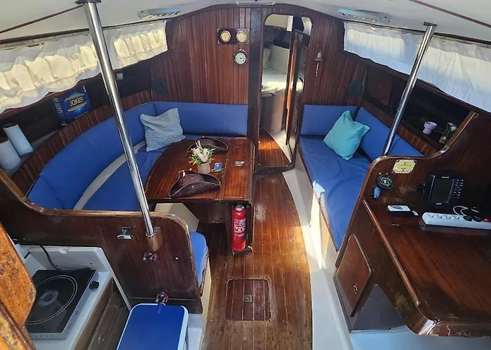 Boat Puma 34 Hotel na wodzie *