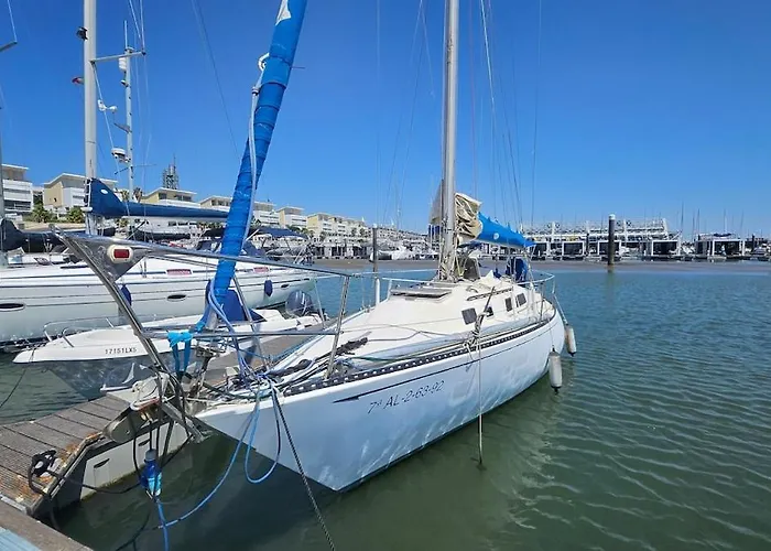 Boat Puma 34 Hotel na wodzie *