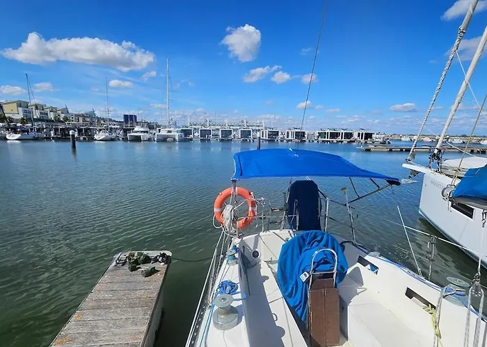 Boat Puma 34 Hotel na wodzie *