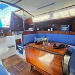 Boat Puma 34 Botel Lissabon