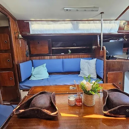 Boat Puma 34 リスボン