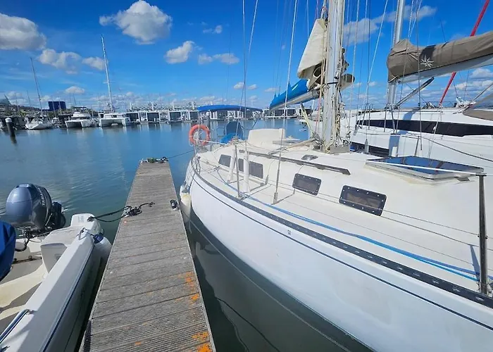 Boat Puma 34 Botel Lissabon