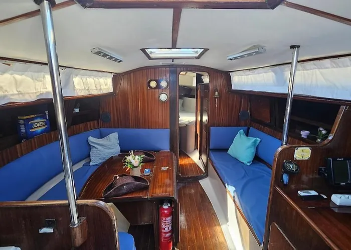 Boat Puma 34 보트호텔